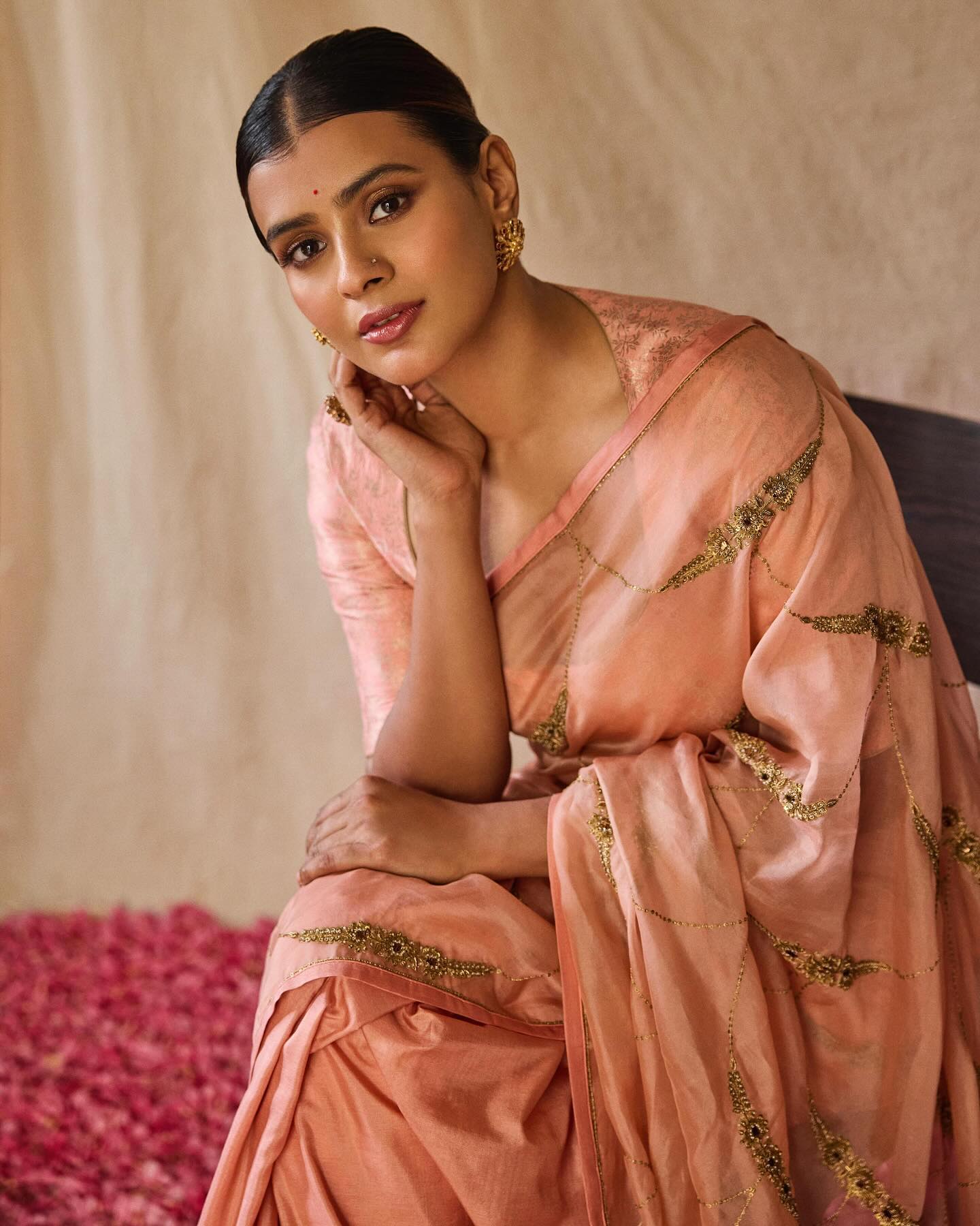 GV_oJFuaoAAo64j?format=jpg&name=large