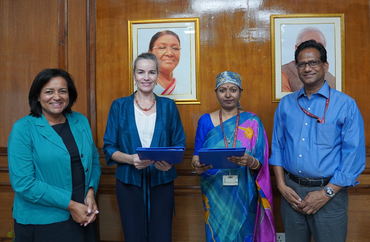 World Food Programme in India (@unwfp_india) on Twitter photo Exciting news! <a href="/UNWFP_India/">World Food Programme in India</a> & #India's Ministry of Environment @moefcctoday have signed an MoU for the Regional Climate Adaptation Project #ADAPT4R, which will create #climatechange #resilience for smallholder farmers in drylands & regional learning.
<a href="/adaptationfund/">Adaptation Fund</a>
#SriLanka Exciting news! <a href="/UNWFP_India/">World Food Programme in India</a> & #India's Ministry of Environment @moefcctoday have signed an MoU for the Regional Climate Adaptation Project #ADAPT4R, which will create #climatechange #resilience for smallholder farmers in drylands & regional learning.
<a href="/adaptationfund/">Adaptation Fund</a>
#SriLanka