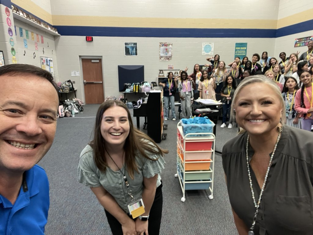 DougKillian's tweet photo. Spillane MS has got teaching skills! Was just at this amazing campus and was wowed by life-skills, orchestra, choir, and band! #cfisd amazing https://t.co/M4BD7HtJhZ