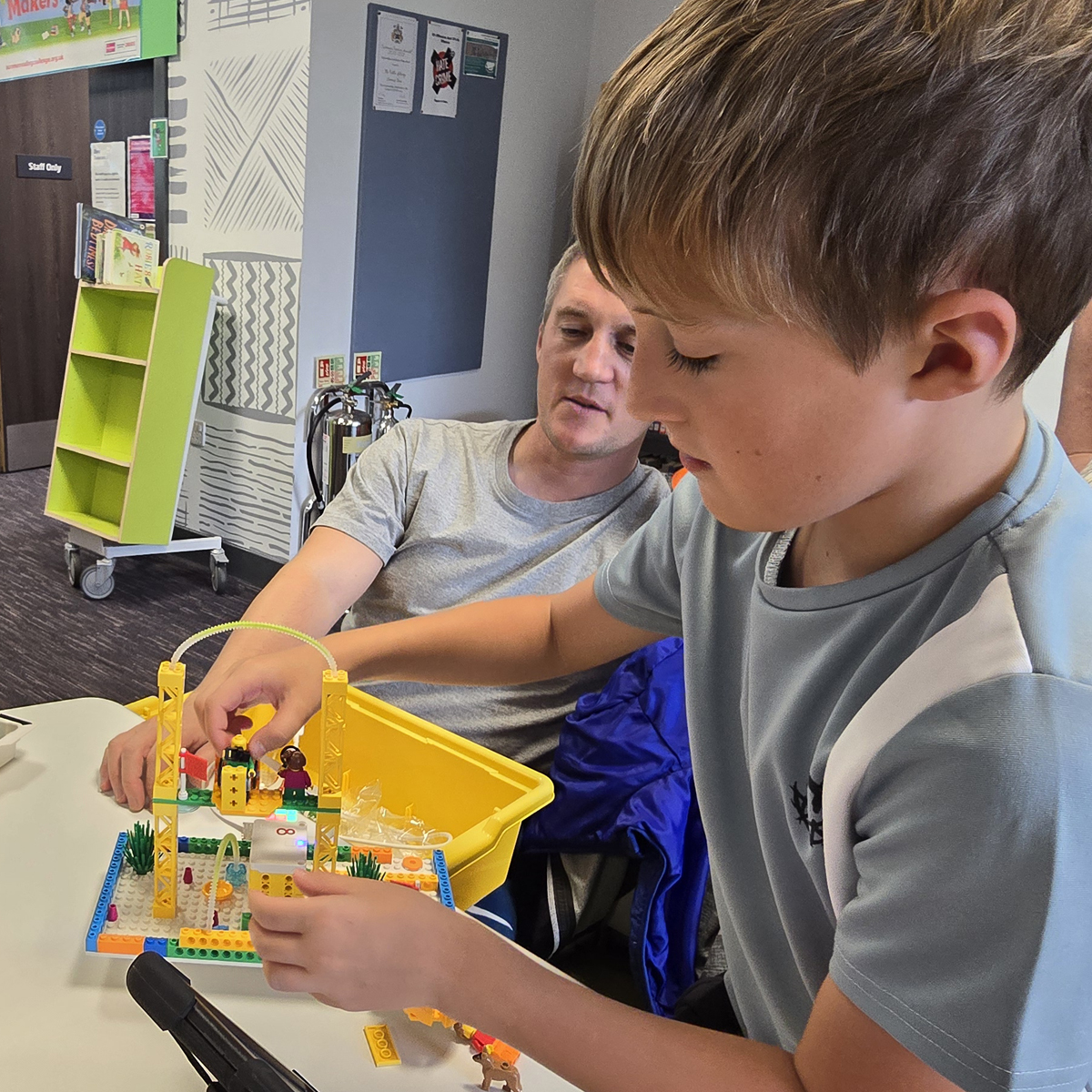 stocktonlibrary's tweet photo. Oh did we build and code today! A fab bustling session with LEGO Spike Essentials at #InglebyBarwickLibrary #stem #coding #buildingstuff @LEGO_Education https://t.co/oxjm3TXLaL
