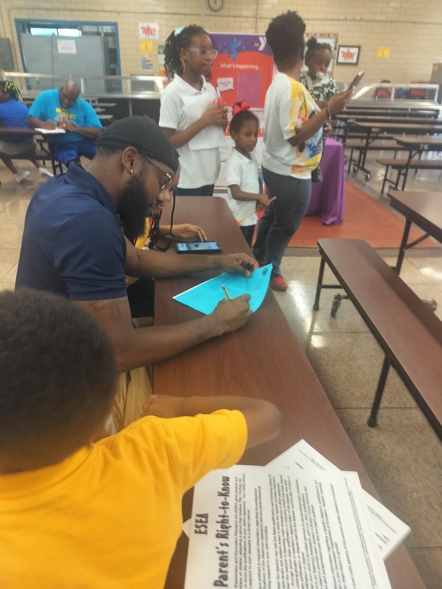 Tommy Elliott- STEMulating the Future (@stemelliott) on Twitter photo Parents came out in huge numbers to sign their child up for STEM extracurricular activities last night at <a href="/WhitehavenSTEM/">Whitehaven Elementary STEM School</a> STEM Clubs Showcase Night. Students will be exposed to the 4Cs(creativity, critical thinking, collaboration, communication) & hands-on learning opportunities Parents came out in huge numbers to sign their child up for STEM extracurricular activities last night at <a href="/WhitehavenSTEM/">Whitehaven Elementary STEM School</a> STEM Clubs Showcase Night. Students will be exposed to the 4Cs(creativity, critical thinking, collaboration, communication) & hands-on learning opportunities