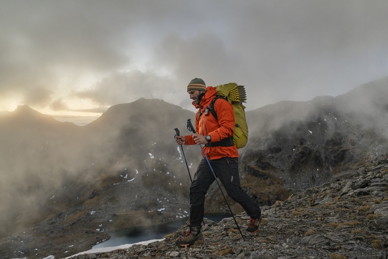 TECHNOSenior1's tweet image. Marka Garmin zaprezentowała dziś #fenix8 i #Enduro3: najnowszą odsłonę swoich topowych modeli multisportowych zegarków GPS. Seria fenix 8 ma teraz udoskonaloną konstrukcję ze szczelnymi przyciskami oraz osłoną czujników oraz dostępna jest w wersjach AMOLED i z soczewką solarną.…