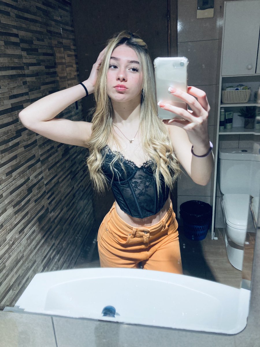 . (@milarodrigueeez) on Twitter photo 