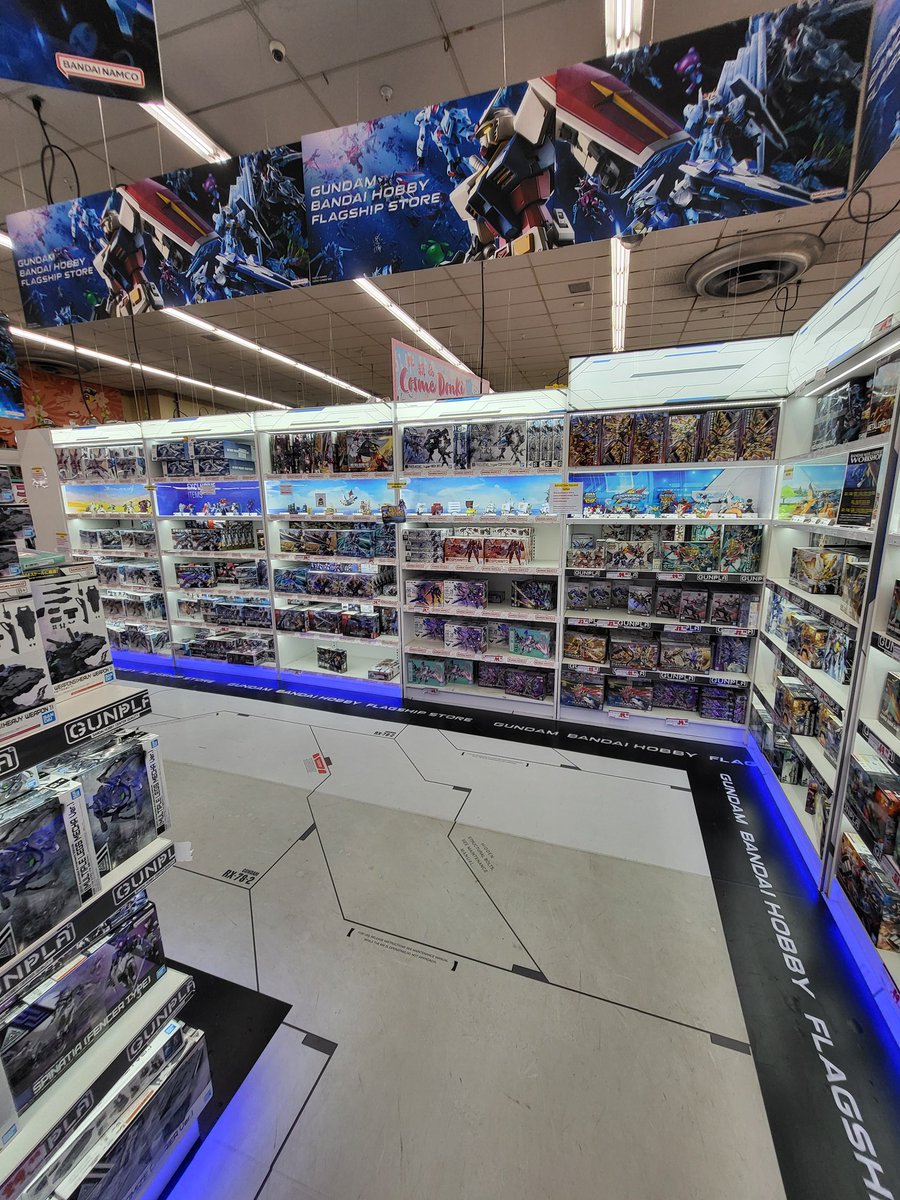 The last thing I thought I'd find in hawaii. Why must you haunt me.