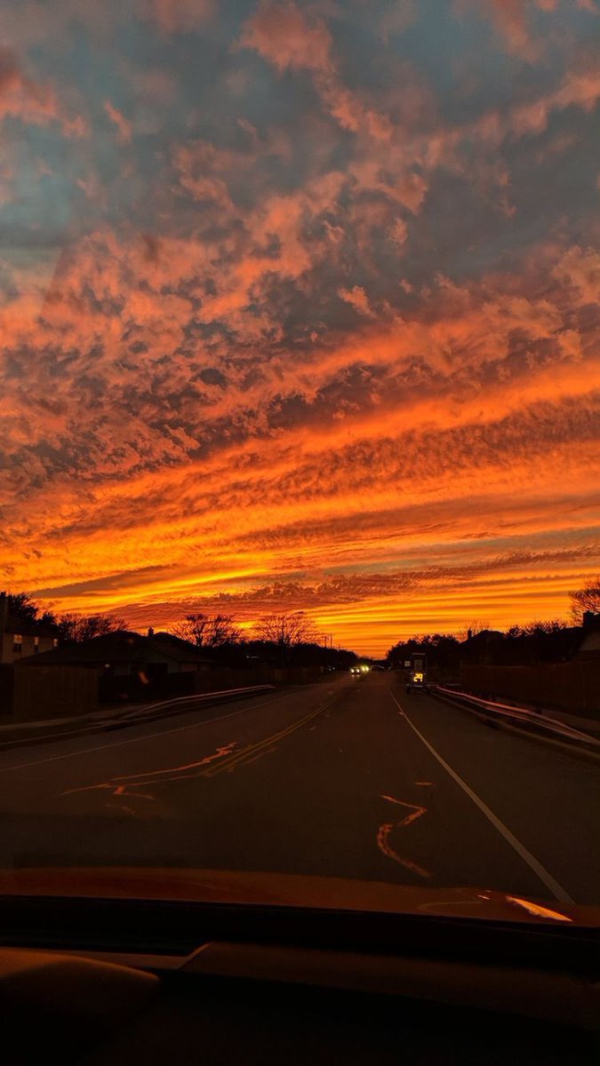 abro hilo de fotos de atardeceres, empiezo yo: