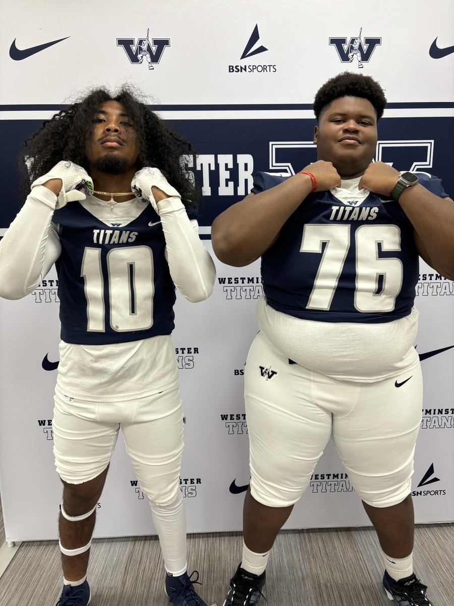 AndradaJunjun's tweet photo. @WCtitansFB freshman szn loading up… 🎮🏈 https://t.co/xN5zWji86U