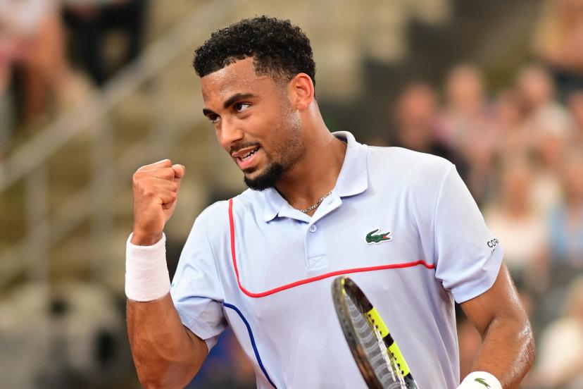 SportimeFr's tweet photo. LES MATCHS DU JOUR À SUIVRE 📅

Tableau masculin :

🇨🇿 Mensik - Auger-Aliassime 🇨🇦 (17h)
🇬🇷 Tsitsipas - Kokkinakis 🇦🇺 (17h)
🇭🇷 Coric - Mannarino 🇫🇷 (pas avant 18h30)
🇨🇳 Zhang - Draper 🇬🇧 (pas avant 19h)
🇮🇹 Sinner - McDonald 🇺🇸 (pas avant 19h30)
🇫🇷 Fils - Tien 🇺🇸 (pas avant 20h30)
🇫🇷 Moutet - Korda 🇺🇸 (pas avant 20h30)
🇪🇸 Alcaraz - Tu 🇦🇺 (pas avant 01h)
🇮🇹 Sonego - Paul 🇺🇸 (pas avant 02h30)

#USOpen2024