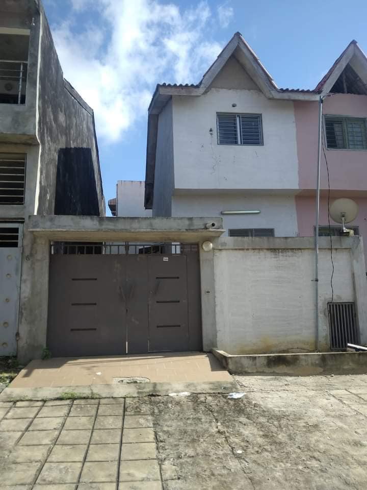 gbataservice's tweet photo. RIVIERA FAYA
Petite villa duplex de 3 pièces lumineuse.
250.000
https://t.co/pl9dT4Cnbx https://t.co/0x7bqIhOdY