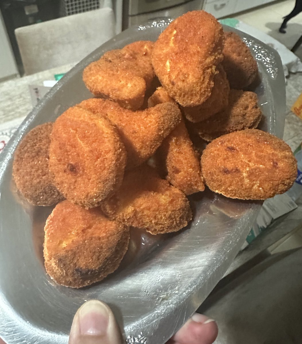 chefdangalhardo's tweet image. No Off.

Iria numa bandejinha de Norget?