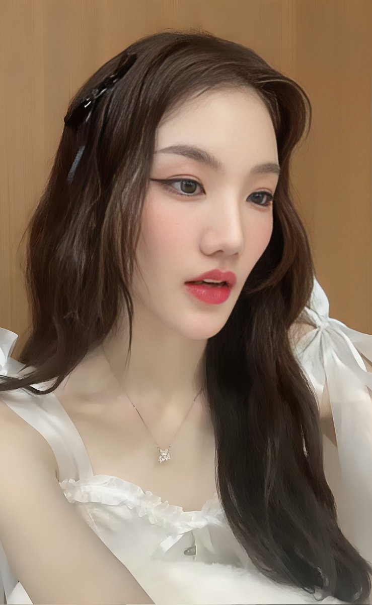 CaseyLeongMya's tweet photo. Have a good rest na , remember to place some pillow on your knee to sleep better  🥺💛 

ATOM INVITES YOU CAMPING
#YrietyProjectsLineup
#atomapcy #BFriends
#Yriety #MCOTHD https://t.co/8mcQmjp8Os