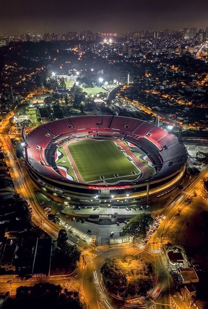 infoweeknd's tweet photo. ESTÁ CHEGANDO! O Estádio MorumBIS será fechado no dia 3 de setembro para a preparação e ensaios do show especial de The Weeknd, que ocorrerá no dia 7 de setembro. 🔥 https://t.co/BSGGR4g1vD