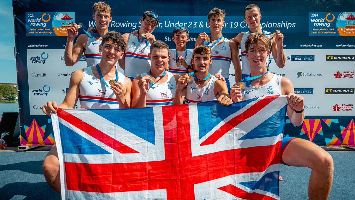 ShiplakeCollege's tweet photo. Last year it was 2... this year it's 3! A HUGE congratulations to our #ShiplakeRowing pupils - Emily Downing, Amelia Westbrook, and William Harper - who medalled at the U19 World Championships for @BritishRowing! Read more at https://t.co/SqgHtJUwkW #ShiplakeInspirational https://t.co/eiMuGwrQ1Y