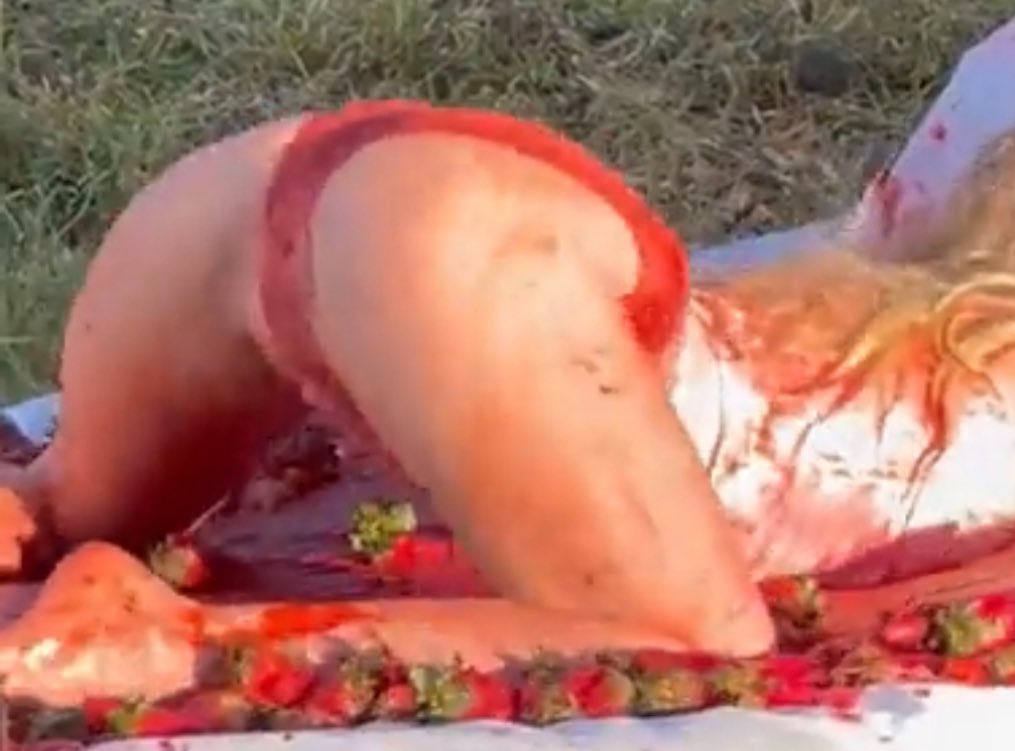 eudri equilibrado. 💋 tweet media