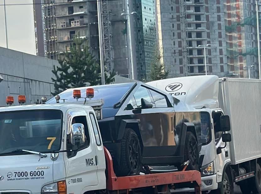 Аль газараас ирж Монголын акуа приүснүүдийн зүрхийг авах гэж ирсэн амьтан бэ 🤣