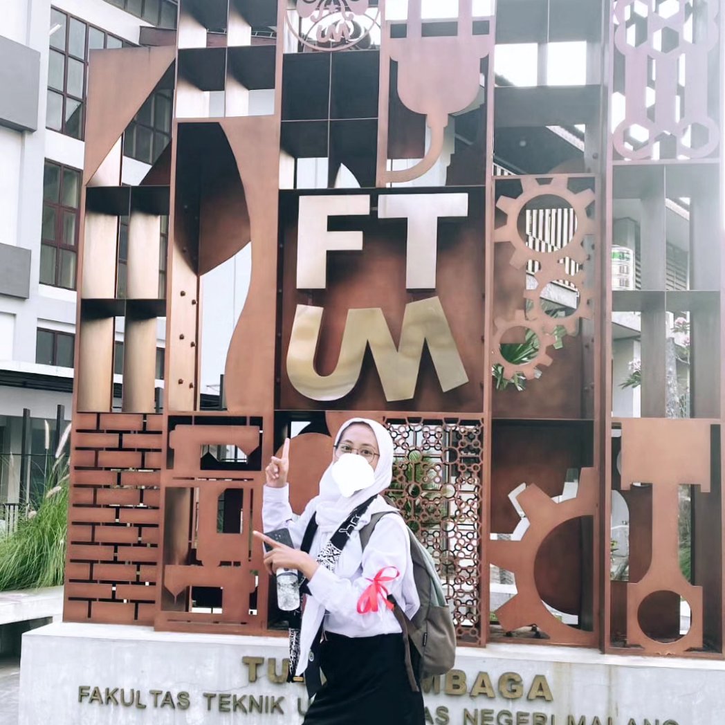shafiracok's tweet photo. Saya Shafira Seisar Salsabila dari Fakultas Ilmu Pendidikan Bangga Menjadi Bagian dari Laskar Dewantara Muda 2024" 
@BEMUMOfficial
@UM_1954
#Day3PKKMBUM2024
#PKKMBUM2024
#MabaUM2024
#SinergiKreasi
#BEMUM2024
#UMtheOnlyOne
#SahabatMahasiswa
#LaskarDewantaraMuda https://t.co/84Jt3MLhy7
