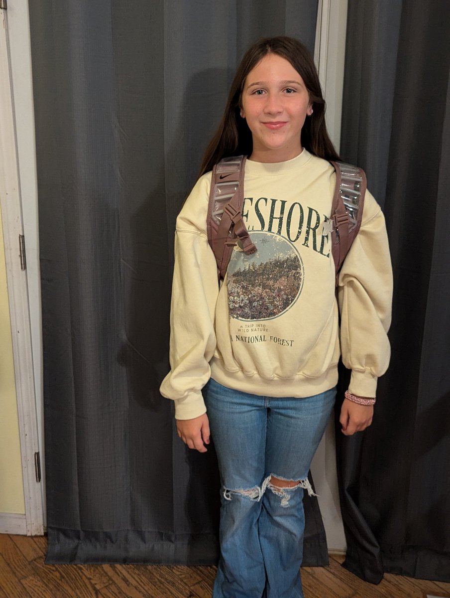 5th grade here she comes <a href="/Skyler_King24/">Sky King</a>