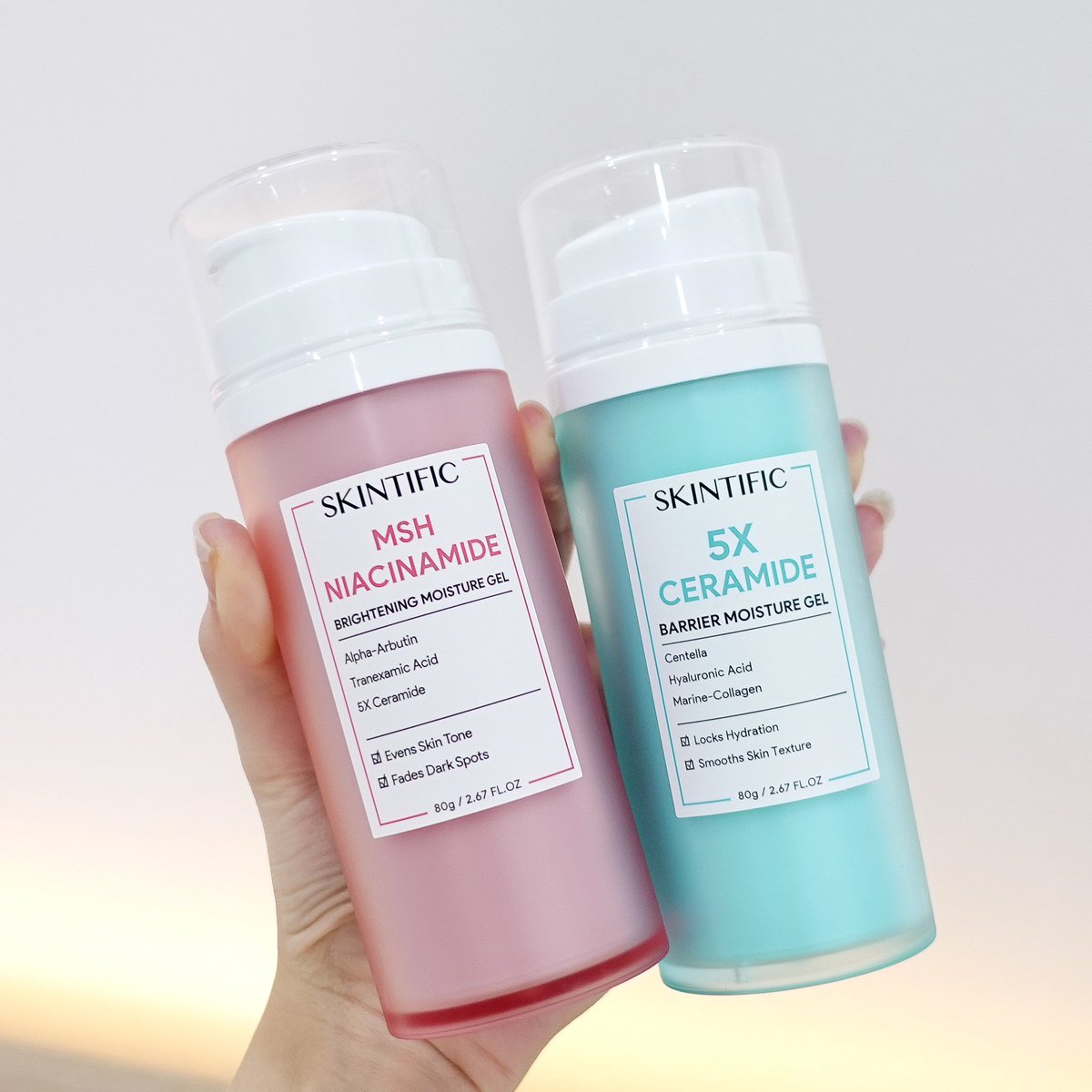 เอาอีกแล้วววว skintific ชีทำถึงอีกแล้ว ม้อยเจ้อ 2 ตัวนี้รับจบทุกผิวมาก เรื่องความชุ่มชื้นเอาไป 10/10 แน่นอน แต่ที่เพิ่มมาคือ ตัว MSH Niacinamide ใช้แล้วหน้าขาวขึ้นมาก รอยดำรอยแดงจางลงอย่างไว ส่วน 5x Ceramide นี่เป็นตัวช่วยเสริมผิวแข็งแรงชั้นดีเลย ปลอบประโลมผิวดีมาก https://t.co/44FzxhtgU7