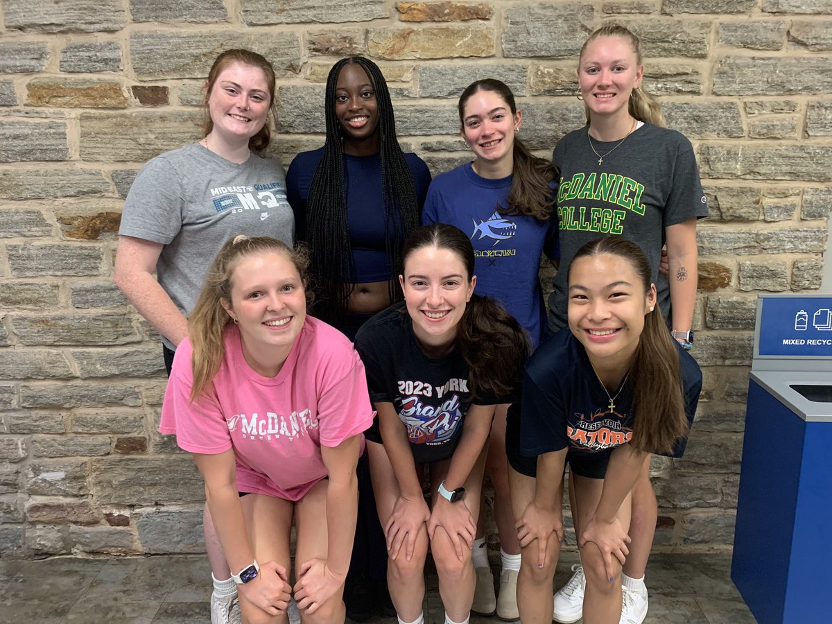McDaniel_VB's tweet photo. The first few days have been a fantastic whirlwind of practices, meals, and team meetings. Loving all the work this team is putting in!

#getonthehill #gtvb #team #mcdanielvolleyball #mcdaniel #d3 #d3volleyball @mcdanielcollege @mcdanielsports @Go2McDaniel https://t.co/qTkCoH5t0a
