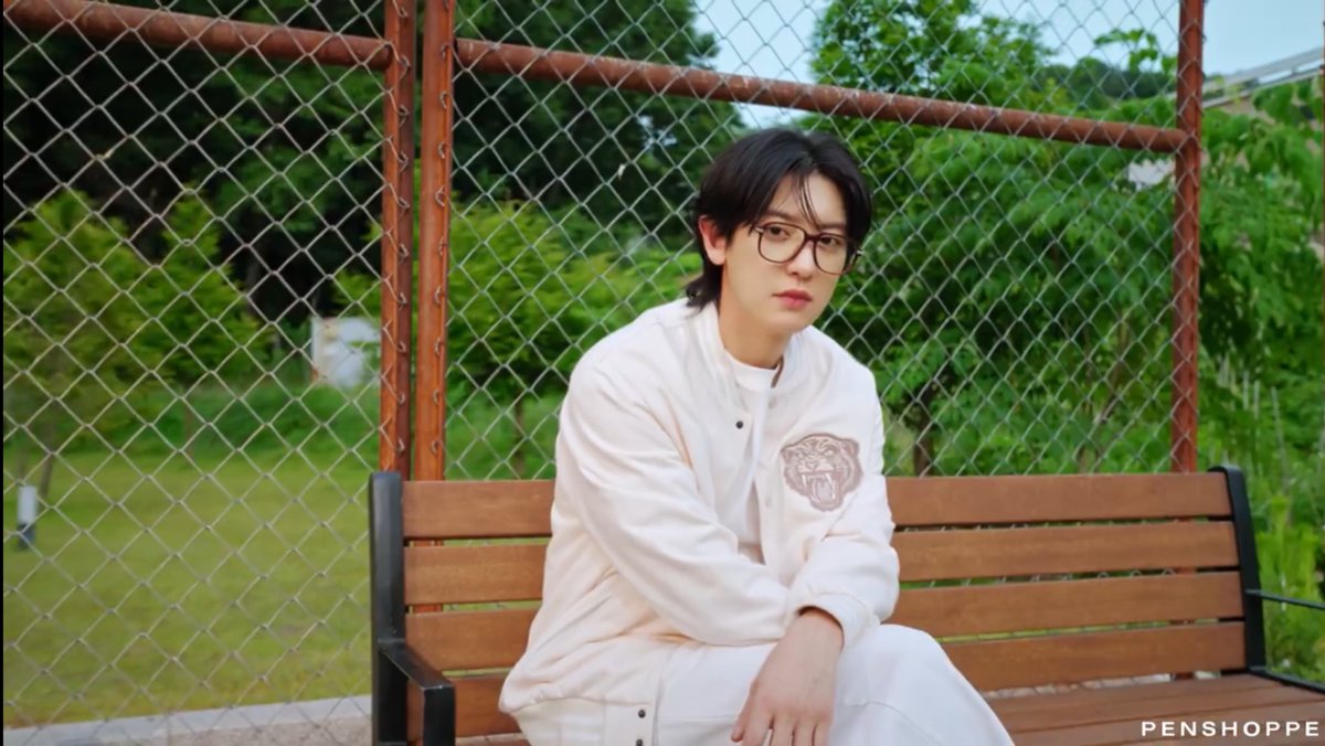 CHANHYUNEE 🍒 tweet media