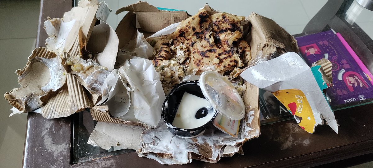 PreetiShail's tweet photo. @zomatocare I'd ordered many times on zomato but this one is worst. Never expected this bad. Items are missing. Packaging are damaged. https://t.co/7UbxEvnabf
