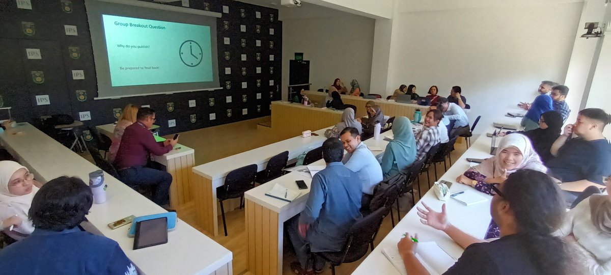 Another capacity building research workshop at UBD (<a href="/ubdbuzz/">UBD</a>). This time on research publishing. Once again  thanks to <a href="/DrSusanMatthews/">Susan Matthews</a> for the material and to UBD for hosting me. 

<a href="/UEA_Chemistry/">UEA Chemistry</a> <a href="/UEAPhysics/">UEA Physics</a> <a href="/uniofeastanglia/">UEA</a>