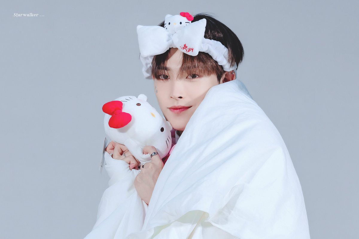 티김 tweet media