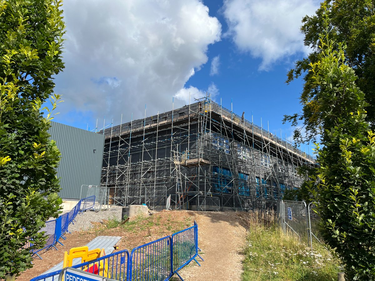 GFTomlinson's tweet image. Project Progress 🔎

The final #brick has been laid on the SLDD facility at our @NottmCollege site and the majority of the #scaffolding has been #dismantled.

Brilliant work team!

To read more about the #project please visit: gftomlinson.co.uk/landmark-notti… 

@Pagabo_
@DJSwallow1