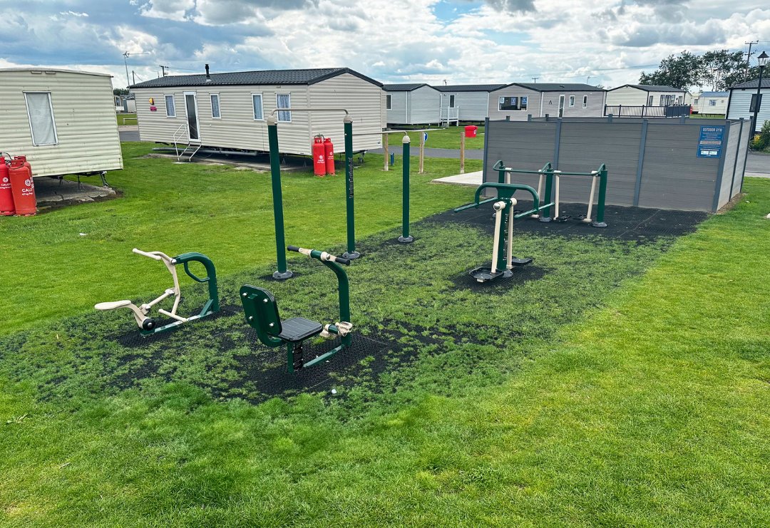 Pentagon Play (@pentagonplayuk) on Twitter photo 4 new play areas transform St Osyth Beach Holiday Park!
This Essex-based holiday destination, part of <a href="/ParkHolidaysUK/">Park Holidays UK</a>, now has sports facilities and play spaces, creating magical memories for its younger guests.
Find out more: tinyurl.com/3wrep8ha 4 new play areas transform St Osyth Beach Holiday Park!
This Essex-based holiday destination, part of <a href="/ParkHolidaysUK/">Park Holidays UK</a>, now has sports facilities and play spaces, creating magical memories for its younger guests.
Find out more: tinyurl.com/3wrep8ha