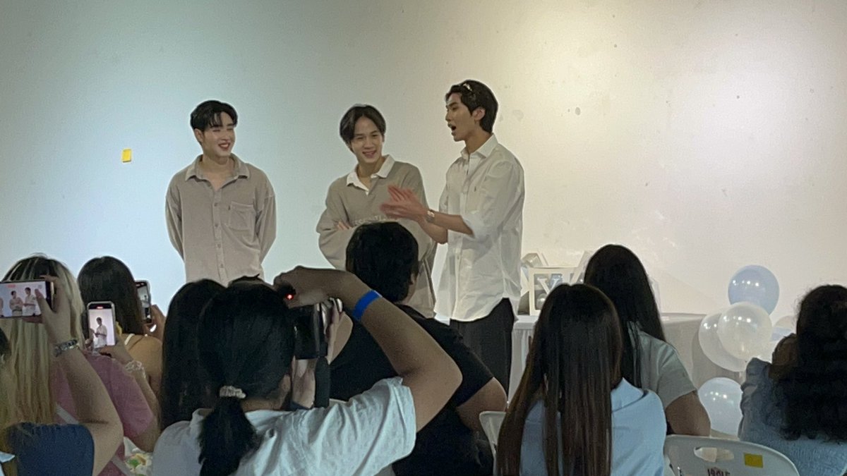 bello_krxtxi's tweet photo. @ryuptb รวมๆแล้ว แก๊งค์นี้เม้าส์แซ่บมาก https://t.co/QTSR8W2PMA