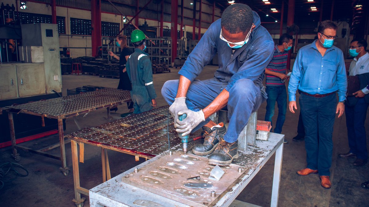 oluosanip's tweet photo. LOCAL AUTO COMPONENTS PARTS INTEGRATION : NADDC & AAAM SWING INTO ACTION.

Inline with the developmental programs of the 2023-Nigeria Automotive Industry Development Plan geared towards enhancing automotive components Integration in the industry, the National Automotive Design and Development Council (NADDC) and the African Association of Automotive Manufacturers (AAAM) on Monday 19th August 2024 embarked on strategic familiarization tour of all the auto parts manufacturers in Nigeria.

The facilities visited on the first day of the tour in Lagos State includes, Mikano Break Pads, Vita Parts Nigeria, Chanrai Nigeria Limited, Vita Visco Nigeria Ltd.

Speaking during the tour, the Director General, NADDC, Mr. Oluwemimo Joseph Osanipin stated that the aim of the visit was to focus on component parts manufacturers, as without them, a vehicle cannot move.
He mentioned that discussions were earlier held with components parts manufacturers and auto assemblers.

"The first leg of the visit, whose aim was to assess the capacity of assembly plants is complete. The second phase focuses on enhancing the capabilities of components parts manufacturers" he added.
Accompanied by technical partners, Osanipin emphasized the vast aftermarket that abound in Nigeria for auto parts.

Dave Coffey, the Chief Executive Officer of AAAM praised Mikano International Limited's machinery quality, highlighting its potential for high product capacity. He emphasized the need for policy support to maximize production.
Coffey identified an opportunity to localize production, reducing imports, particularly for aftermarket components.

Joseph Musa, Managing Director of VitaVisco Nigeria Limited, discussed the company's struggles and aspirations. Established to supply automotive foam, VitaVisco faces low patronage, forcing them to explore alternative uses for their equipment.

Musa emphasized the need for government support and collaboration with the National Automotive Design and Development Council (NADDC) to revitalize the automotive foam sector. He highlighted the importance of working with Original Equipment Manufacturers (OEMs) to service the industry.

The Business Manager of Vita Parts Nigeria Limited stated that the company is an indigenous manufacturer of oil filters, producing various ranges for Toyota, Honda, Suzuki, Kia, and Hyundai. Currently, raw materials are sourced from China due to local unavailability, but efforts are being made to source locally.

Through this direct engagement, the NADDC and AAAM aim to promote Industry growth and development, fostering a more intergrated and cooperative Automotive Sector in Nigeria.
 Images from Mikano brake Pads 

#NADDC
#NAIDP
#MadeinNigeria