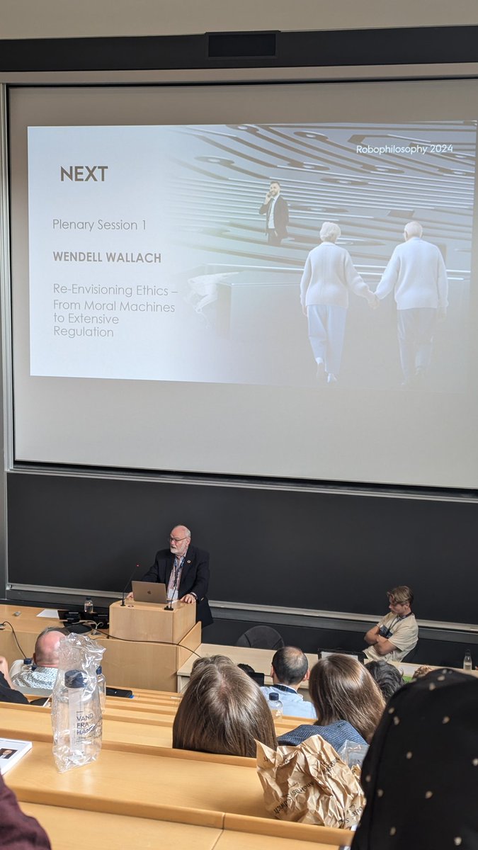 Martin Meyer tweet media