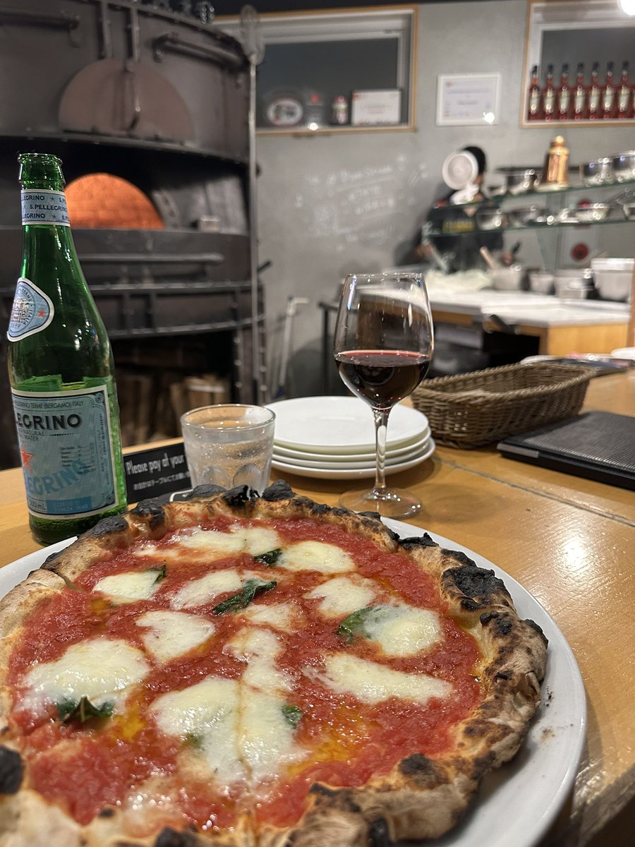 tboseZA's tweet photo. The best Pizza in Japan. @PizzaStrada #aMustVisit #SoulKaPlata🇯🇵 https://t.co/HsRTuuWIdL