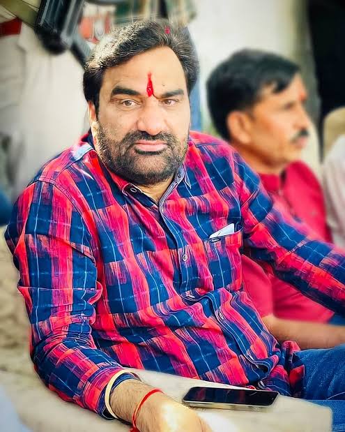 AjeetMeena0113's tweet photo. यह इंसान सत्ता के लिए अपने सिद्धांतों से समझौता नहीं करता है।

धन्यवाद @hanumanbeniwal जी 21 अगस्त भारत बंद आंदोलन को समर्थन देने के लिए है।

समस्त एससी एसटी समाज आपके साथ मजबूती से खड़ा है। https://t.co/71w9OHwgiO
