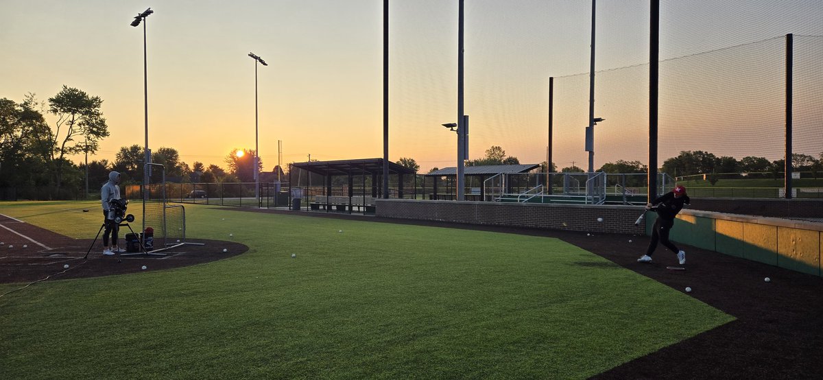 Sunrise and contact! Kind of proud of this pic...Go ThunderHawks!