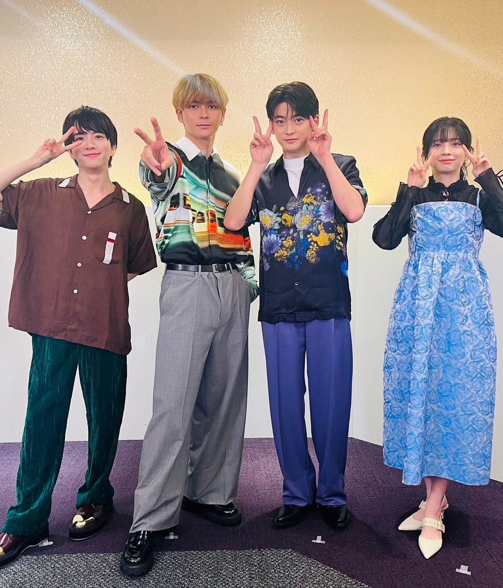 🔹🔹🔹🔹🔹🔹
　サービスデー
🔹🔹🔹🔹🔹🔹

本日は皆さんお㊕に
#映画ブルーピリオド をご鑑賞いただけます🍿

鑑賞後は #この夏いちばん熱い映画キャンペーン
をつけてぜひ熱い感想をお寄せください✨

〆9.8(日)
wwws.warnerbros.co.jp/blueperiod-mov…

🎬公開中
#眞栄田郷敦
#高橋文哉 #板垣李光人 #桜田ひより