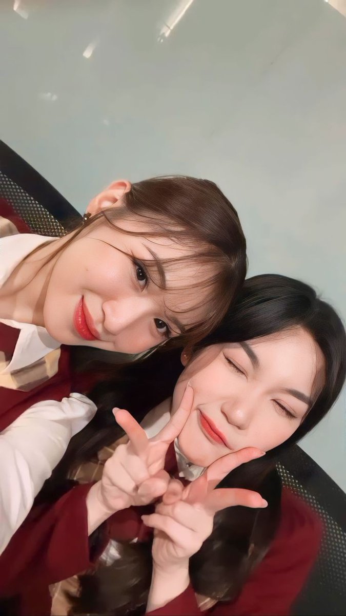 Wonyoung tweet media