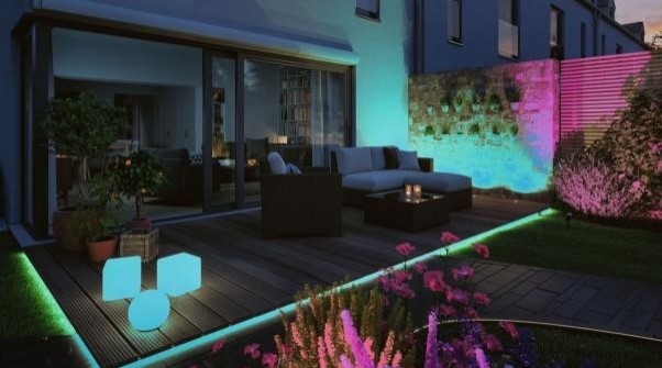 CQPLH's tweet image. Un jardin coloré et connecté signé #Paulmann cequepensentleshommes.fr/news-posts/un-…