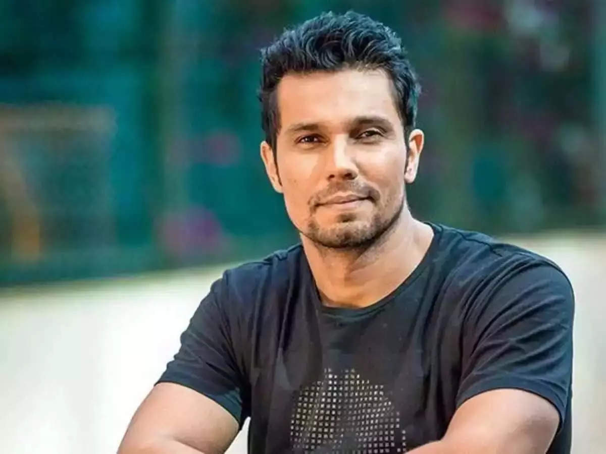 nfdcindia's tweet image. Happy Birthday to the versatile Randeep Hooda, a powerhouse of talent who continues to deliver intense performances and dynamic roles! Beyond the screen, his passion for equestrian sports and dedication to his craft inspire many. 

#HappyBirthday #RandeepHooda #VersatileActor