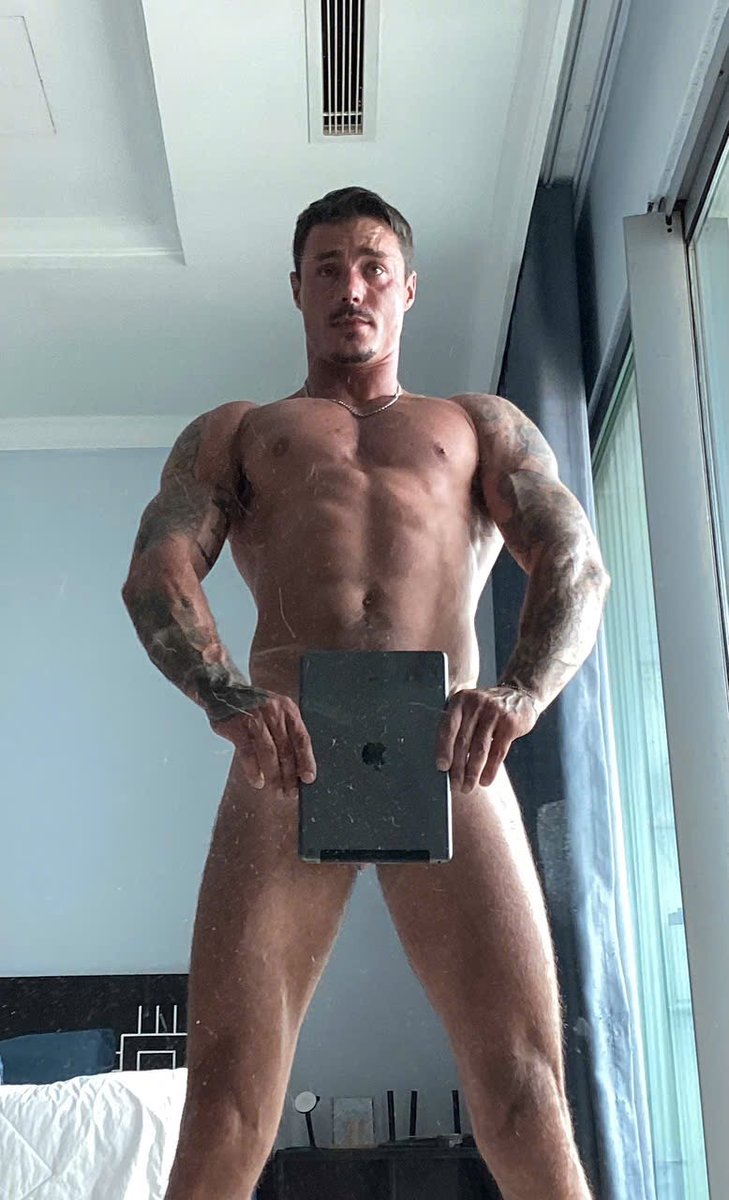 Marcusxxx's tweet photo. So much in production. Can’t wait ti show you what I got for you! 

https://t.co/LZgQFZ4JH9 https://t.co/3ke5KYtamT
