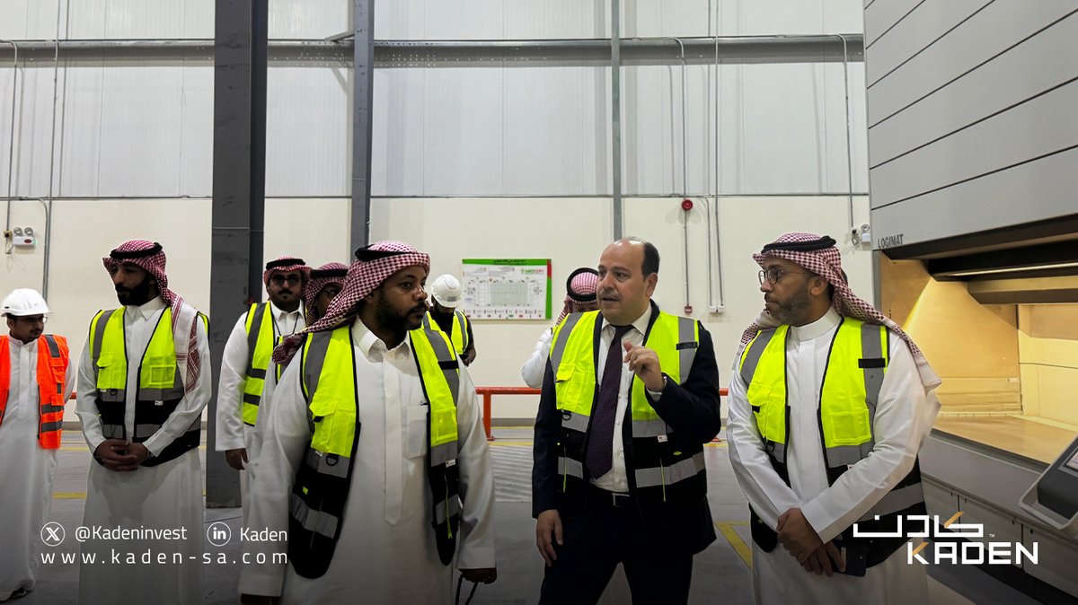 KadenInvest's tweet photo. سررنا بإستضافة منسوبي وزارة البلديات والإسكان، برئاسة سعادة الأستاذ خالد الحمودي، مدير عام إدارة الشركات البلدية، والأستاذ ثامر العقيل، مدير وحدة تطوير الأعمال، لزيارة مشروع "ذا لوجستيك بارك" واطلاعهم على الخدمات والحلول اللوجستية التي يقدمها المشروع. كما كان في استقبالهم الرئيس التنفيذي للقطاع التجاري وإدارة الأصول، الأستاذ حمد الهندي، وعدد من أفراد فريق #كادن