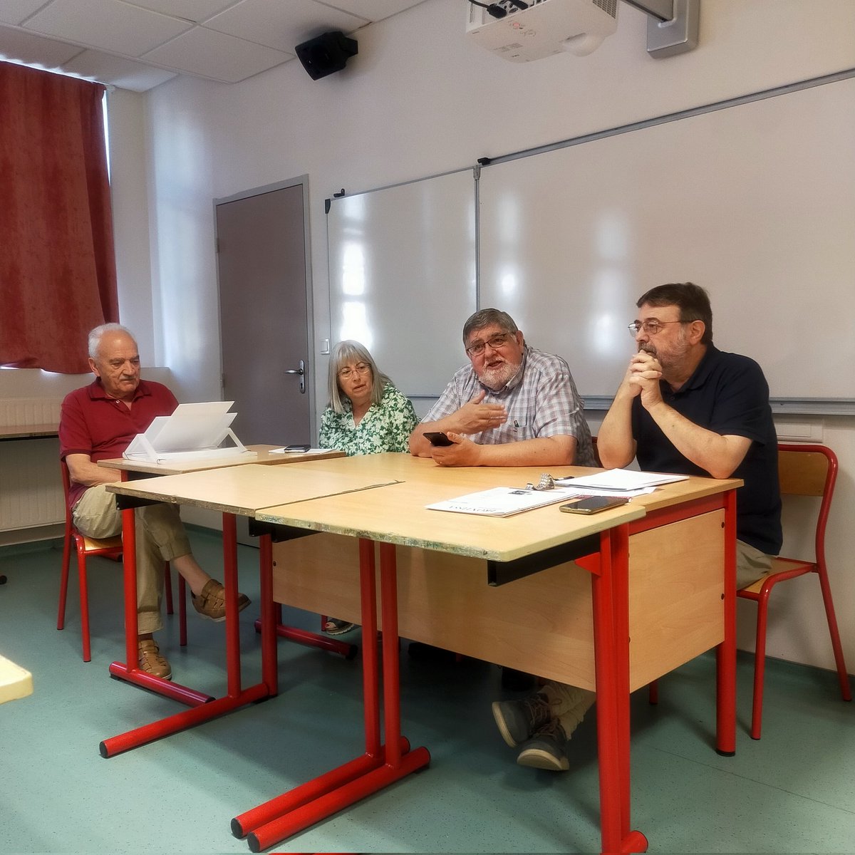 M. Carme Jiménez Fernández (@mcarmejf74) on Twitter photo Avui a la <a href="/UCE_CAT/">Universitat Catalana d'Estiu</a> és dedica una taula rodona als centres d'estudis amb la participació de <a href="/figueras_nar/">Narcís Figueras Capdevila</a> <a href="/saciencies/">SAC</a> <a href="/acmatarranya/">ASCUMA</a> <a href="/iramunt/">Institut Ramon Muntaner</a> <a href="/CCEP/">CCEP</a> Avui a la <a href="/UCE_CAT/">Universitat Catalana d'Estiu</a> és dedica una taula rodona als centres d'estudis amb la participació de <a href="/figueras_nar/">Narcís Figueras Capdevila</a> <a href="/saciencies/">SAC</a> <a href="/acmatarranya/">ASCUMA</a> <a href="/iramunt/">Institut Ramon Muntaner</a> <a href="/CCEP/">CCEP</a>