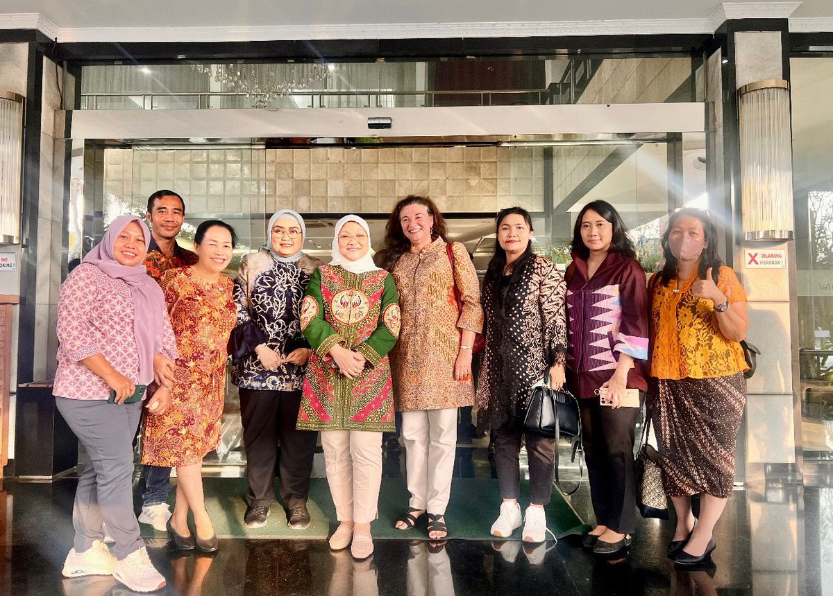 Simrin Singh tweet media