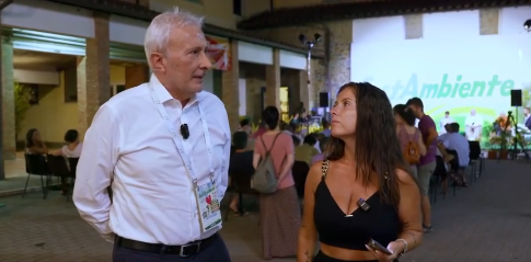 🌎💛#MaterAgro è la nuova società dedicata agli agricoltori, nata per iniziativa di #Coldiretti e Novamont Agro   per promuovere un modello di innovazione partecipata tra agricoltura e ricerca 🌱
Ne abbiamo parlato a #Festambiente2024 nella serata dedicata all’#agroecologia