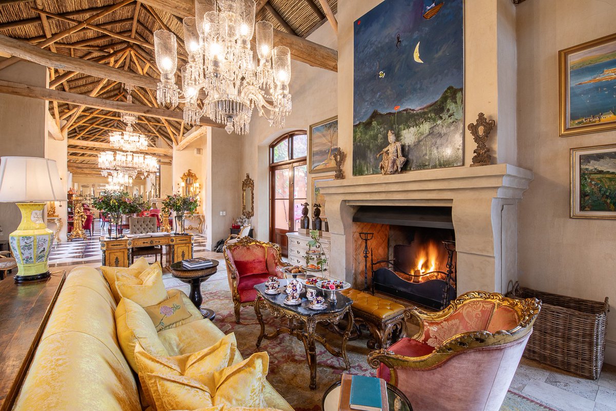 The Royal Portfolio tweet media