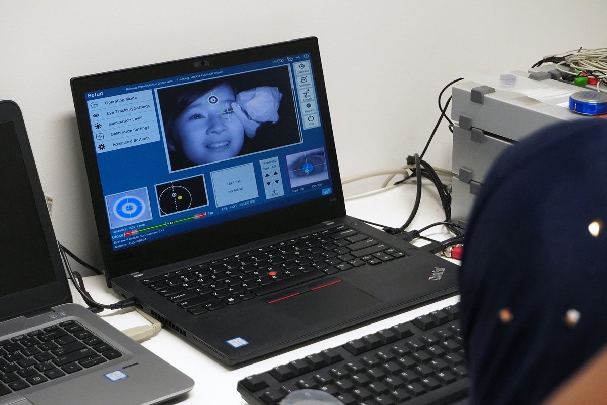 🧠 We were thrilled to recently open up our Cog Neuro Hub's labs to students aged 10-12 so that they could get hands-on experience in neuroscience!

As part of #ScienceWeek, @PsychUniMelb hosted workshops to ignite curiosity &amp; foster a love for science → unimelb.me/4fOBA7P!