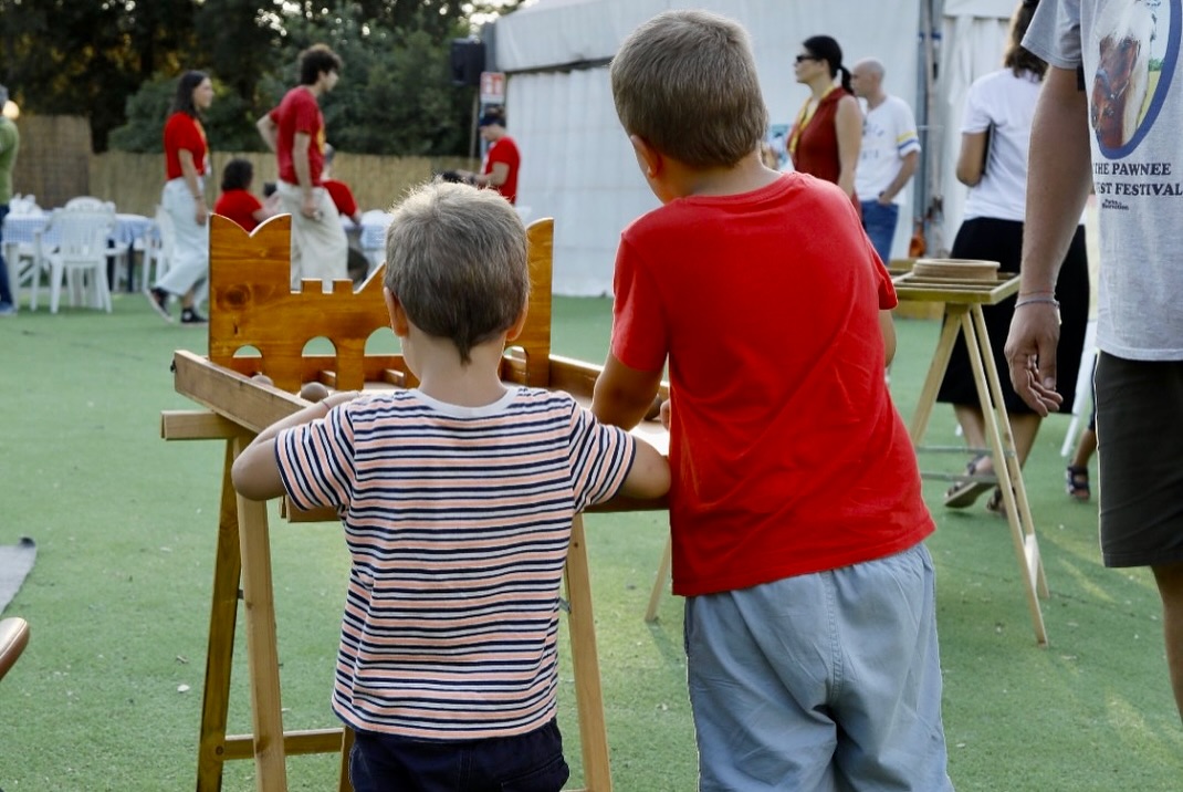 🌎💛Grazie all’associazione @bandus_aps_grosseto per aver portato a #Festambiente un mondo di #giochi all’insegna dell’#inclusività per grandi e piccini 💛Una collaborazione preziosa e vincente🎯