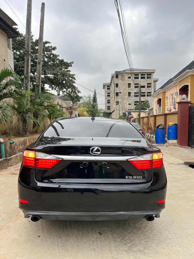MaziBillions's tweet image. Fresh unit 🔥🔥🔥

Toks  2015 Lexus Es350  
2024 Entry 
 
Tyres ✅
Ac ✅
Gear ✅

Price :N22.5m ( negotiable)
Location: Ojodu 
Call: 09162965794

Pls retweet 🙏🏻
