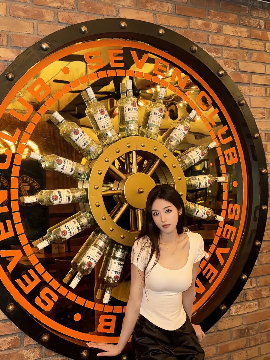 這個酒吧好特別呀
有友友約不？
#交友
#花蓮