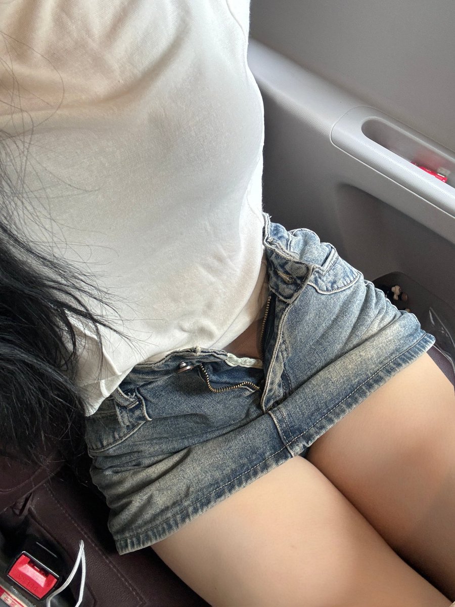 HeatherBan12725's tweet photo. 남자들은 한번쯤 쓰리썸 판타지 ���지않아?? 여자들은 있는데
#섹트 #변녀  #수원 #맞팔 #노팬티 #검스 #건오 https://t.co/dZKryl5yvL