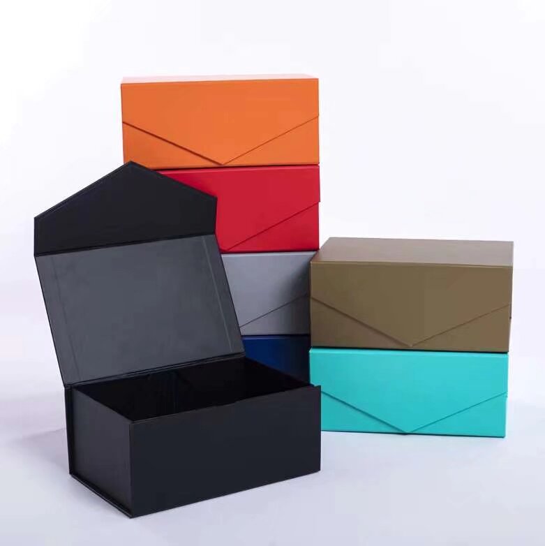 JayhooPackaging's tweet photo. Are you looking for packaging manufacturer? We can provide one-stop service from design to finished products. Feel free to email us (sales@jayhoopackaging.com) for your needs. #packagingsolutions #packagingdesigns #luxurypackaging #design #ecopackaging https://t.co/T01WP19Js9